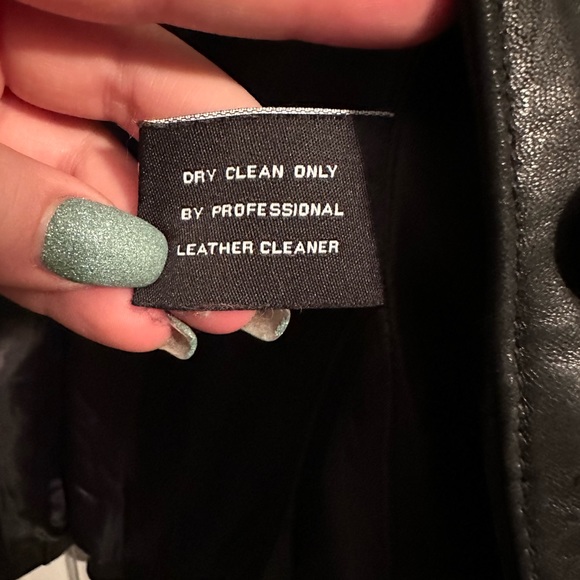 Genuine leather jacket - Picture 2 of 3